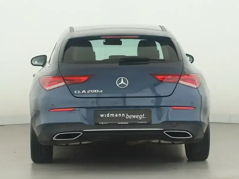 Gebraucht Mercedes CLA200 Progressive 150 PS (110 kW) 2020 Blau Kombi