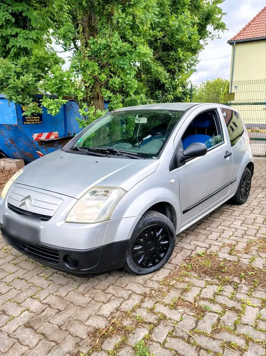 Gebraucht Citroën C2 60 PS (44 kW) 2003 Silber Kleinwagen