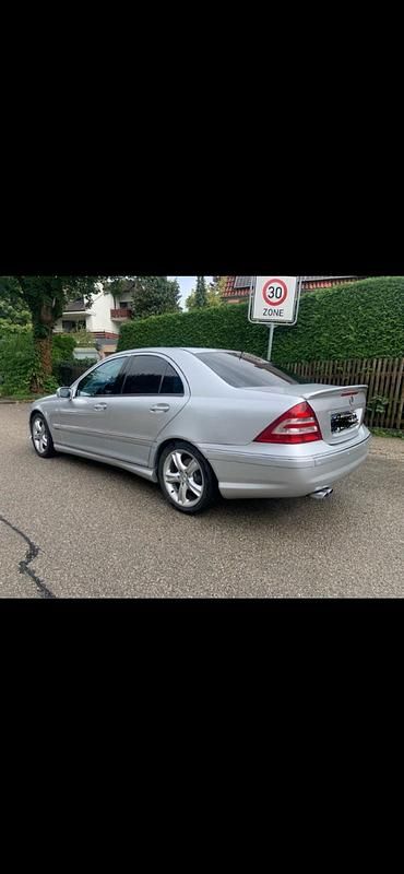 Silber Gebraucht 2005 Mercedes 350 Limousine | 5.500 € - Bild 1/4