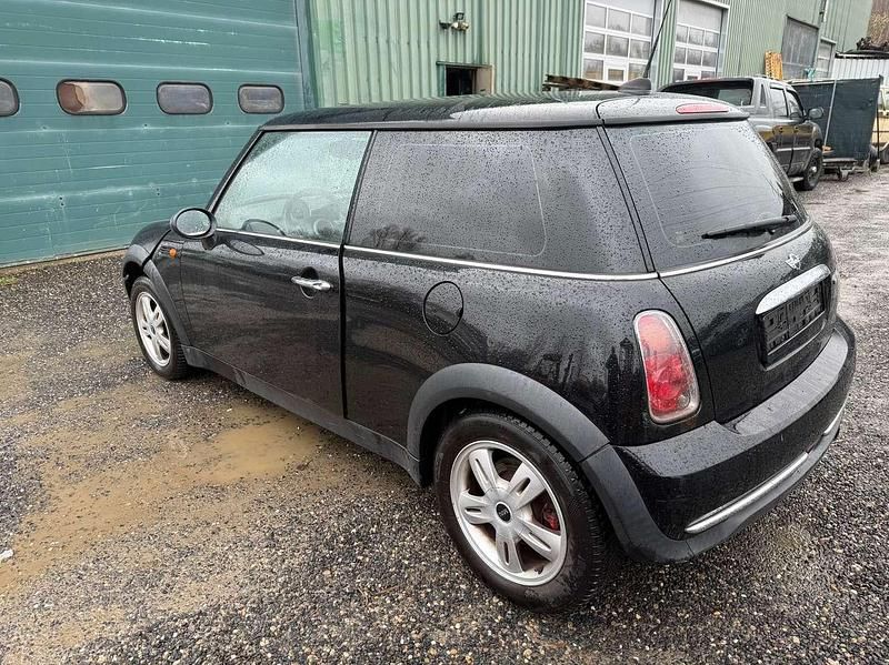 Gebraucht Mini ONE 90 PS (66 kW) 2004 Schwarz ii Kleinwagen