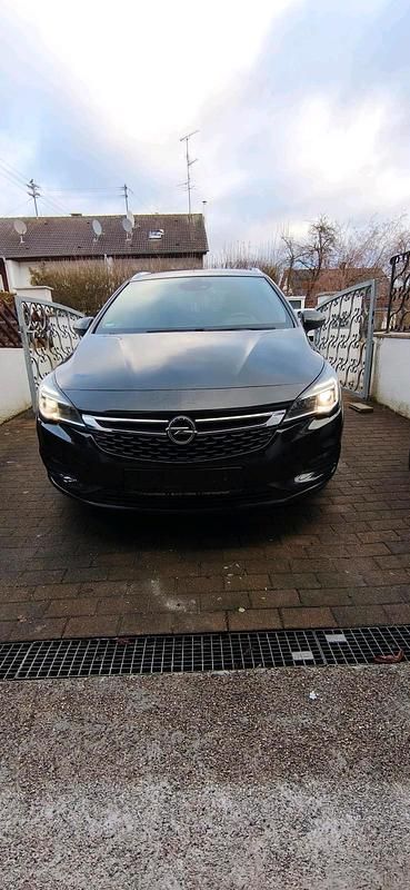 Gebraucht Opel Astra 136 PS (100 kW) 2019 Schwarz Kombi