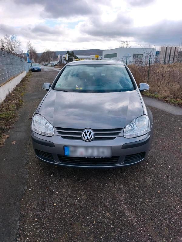 Gebraucht VW Golf V 73 PS (53 kW) 2007 Grau Kleinwagen