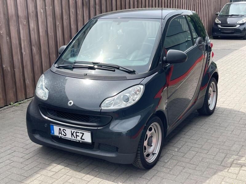 Schwarz Gebraucht 2010 Smart ForTwo Coupé Coupé | 4.990 € (Fairer Preis) - Bild 1/4