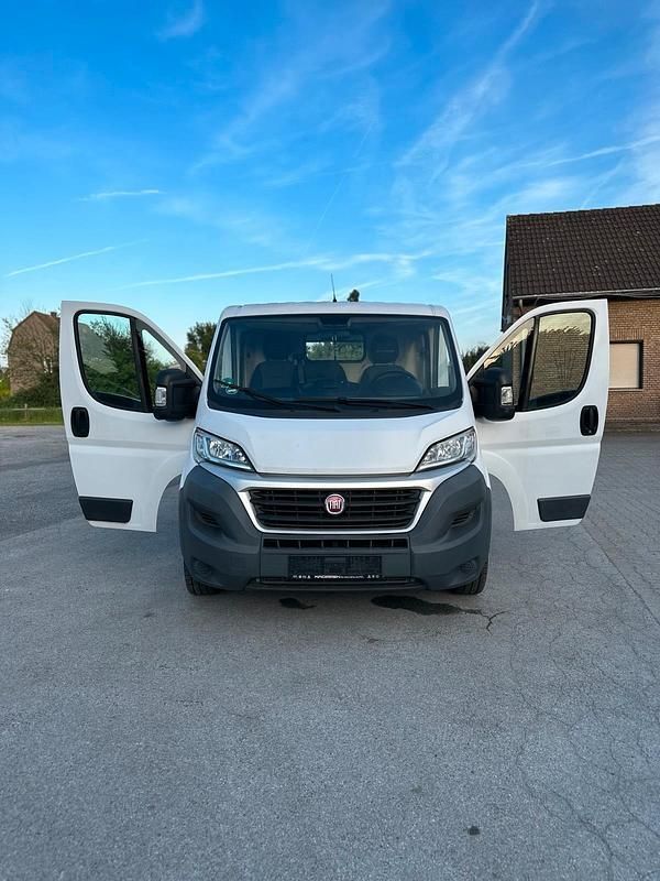 Weiß Gebraucht 2014 Fiat Ducato Van | 7.499 € (Fairer Preis) - Bild 1/4
