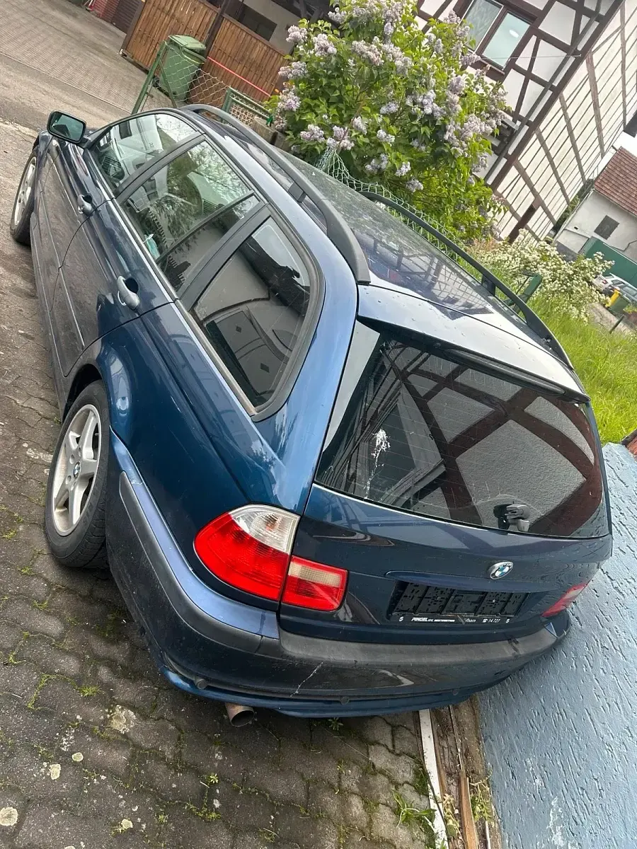 Gebraucht BMW 316 116 PS (85 kW) 2003 Blau Kombi