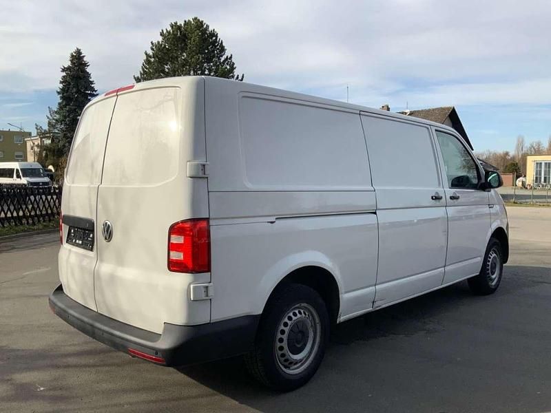 Gebraucht VW Transporter 84 PS (61 kW) 2019 Weiß Van