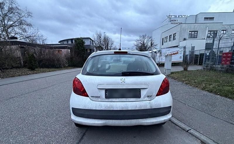 Gebraucht Peugeot 207 95 PS (69 kW) 2008 Weiß Kleinwagen