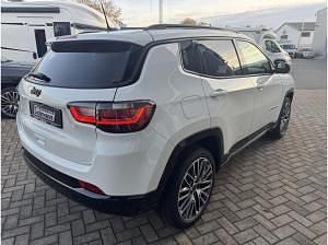 Neu Jeep Compass Summit 131 PS (96 kW) 2025 Weiß (alpine white) SUV