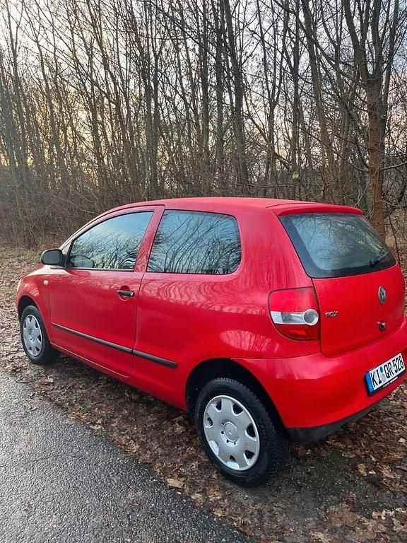 Second-hand VW Fox 54 CP (39 kW) 2006 Roșu Hatchback