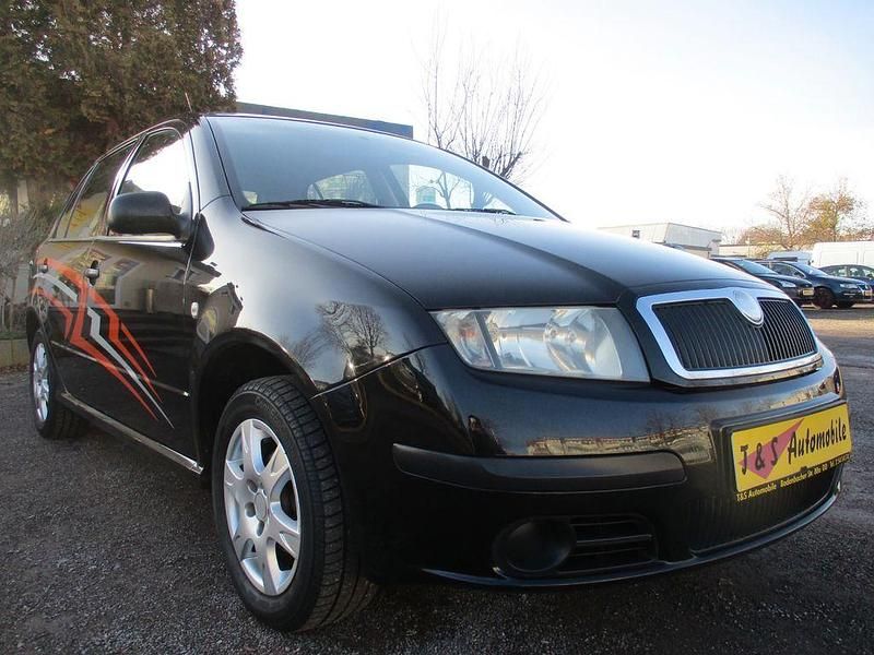 Schwarz Gebraucht 2006 Skoda Fabia Cool Edition Limousine | 1.499 € (Fairer Preis) - Bild 1/4