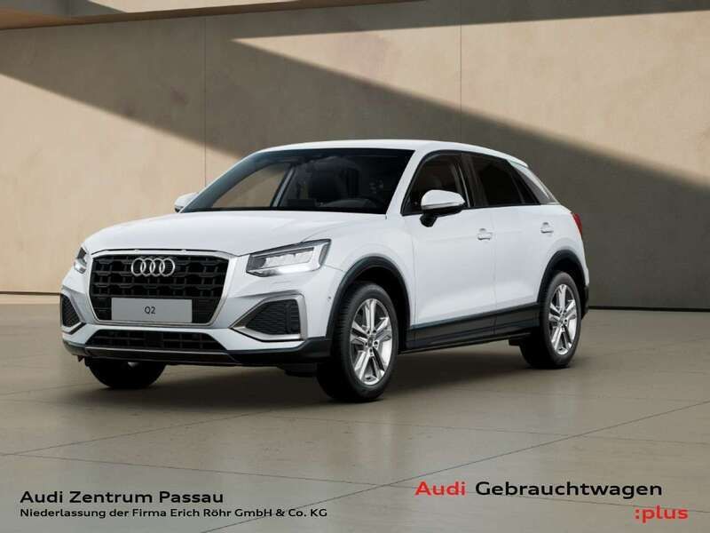 Gletscherweiss metallic Gebraucht 2024 Audi Q2 Advanced SUV | 29.890 € (Fairer Preis) - Bild 1/4