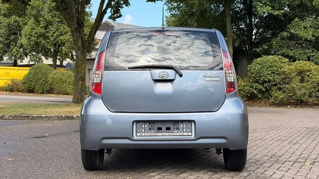 Gebraucht Daihatsu Sirion 91 PS (66 kW) 2009 Grau Kleinwagen
