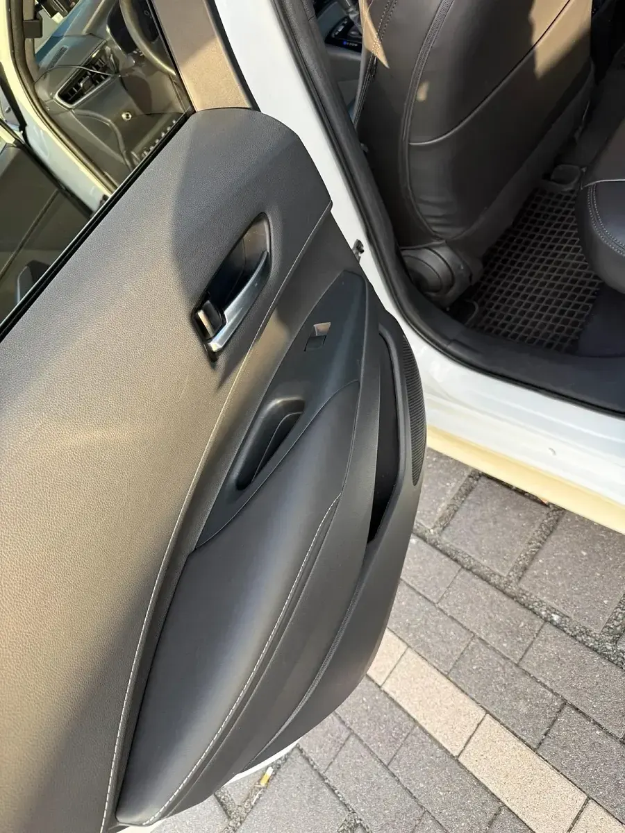 Gebraucht Toyota Corolla Team 140 PS (102 kW) 2023 Weiß Kombi