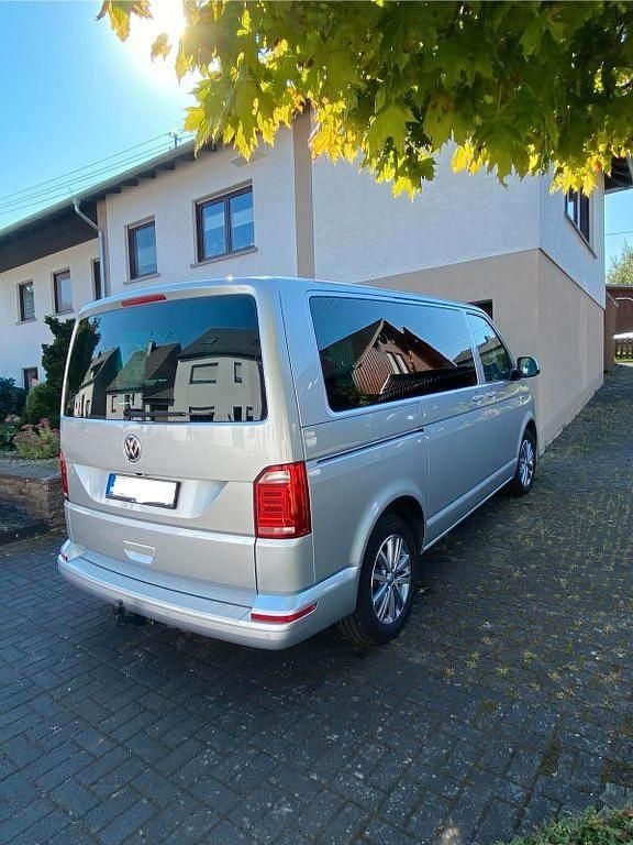 Second-hand VW T6 150 CP (110 kW) 2017 Argintiu Van