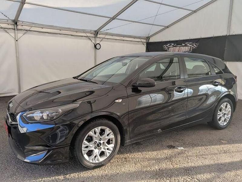 Gebraucht Kia Ceed Edition 7 140 PS (102 kW) 2023 Schwarz Kleinwagen