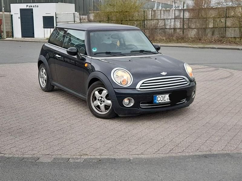 Second-hand Mini ONE 95 CP (69 kW) 2007 Negru Hatchback