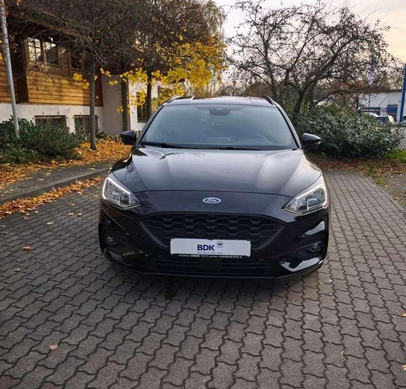 Usata Ford Focus ST-Line 155 CV (114 kW) 2021 Nero Station wagon