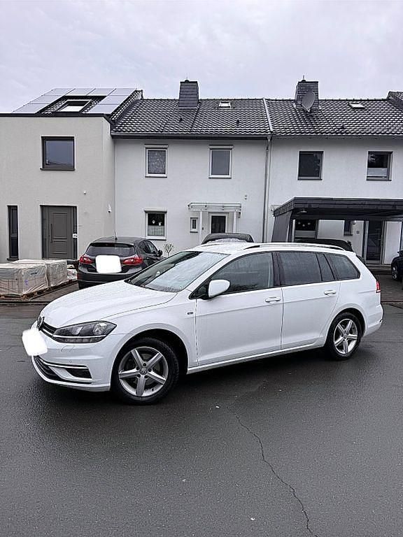 Gebraucht VW Golf VII Join 116 PS (85 kW) 2018 Weiß Kombi