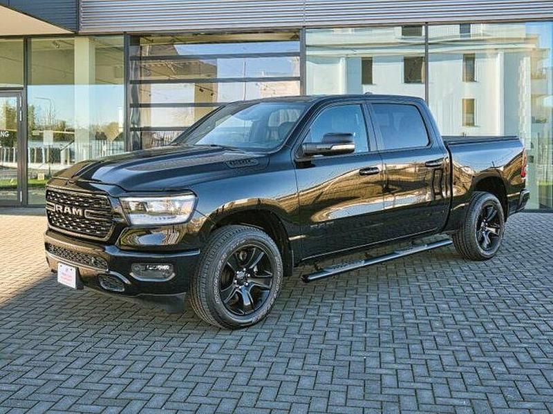 Gebraucht Dodge Ram 401 PS (294 kW) 2022 Schwarz Pickup