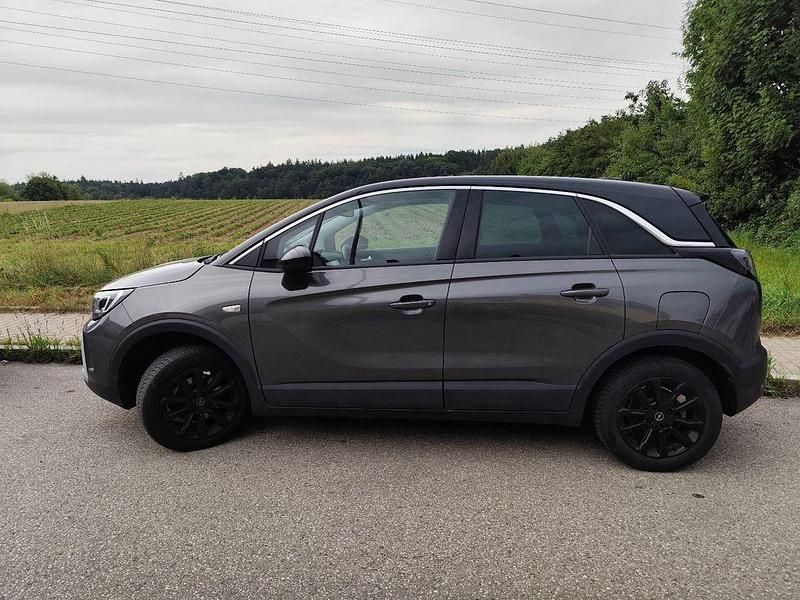 Grau Gebraucht 2022 Opel Crossland Elegance SUV | 14.900 € (Fairer Preis) - Bild 1/4