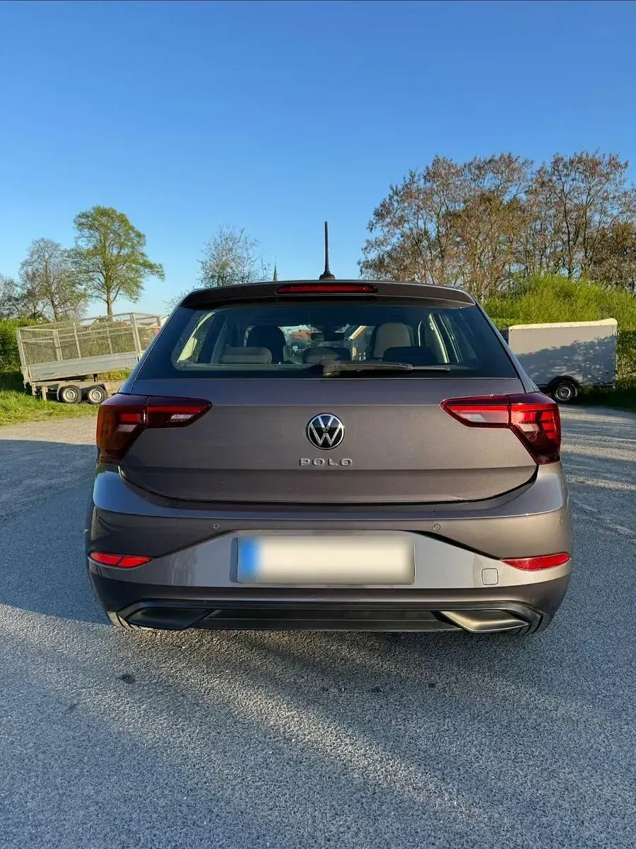 Gebraucht VW Polo Life 95 PS (69 kW) 2022 Grau Kleinwagen