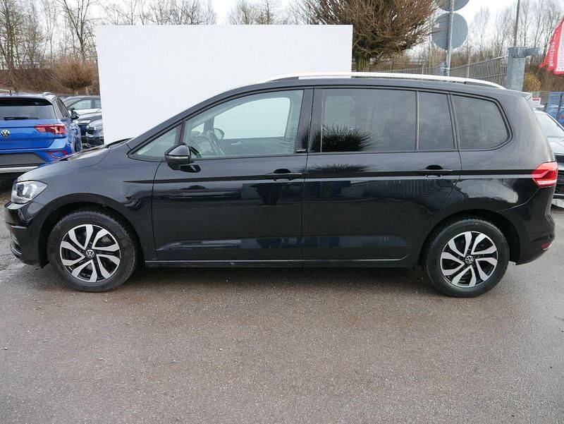 Gebraucht VW Touran Comfortline 2022 Schwarz Van / Kleinbus