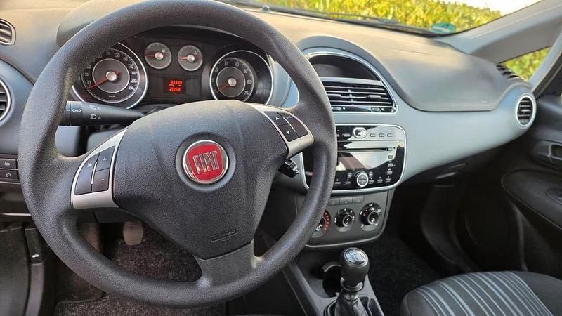 Gebraucht Fiat Punto Evo Dynamic 65 PS (47 kW) 2010 Blau Kleinwagen