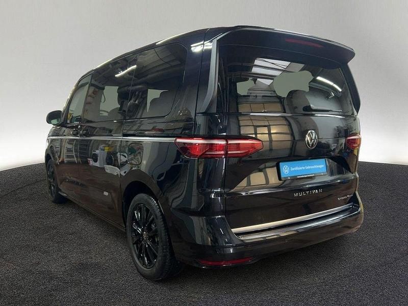 Gebraucht VW Multivan Style 177 PS (130 kW) 2025 2t deep black perleffekt Van