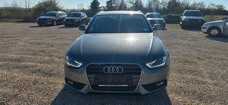Gebraucht Audi A4 Attraction 120 PS (88 kW) 2014 Grau Kombi