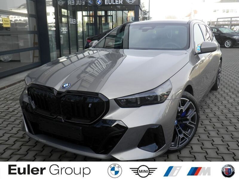 Oxidgrau ii metallic Gebraucht 2025 BMW i5 Performance Limousine | 85.199 € - Bild 1/3