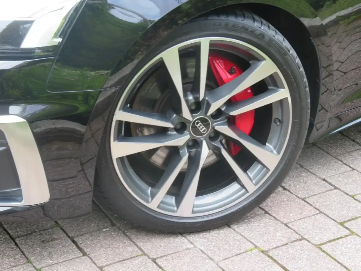 Gebraucht Audi S5 Cabriolet Ambiente 354 PS (260 kW) 2024 Schwarz Cabrio