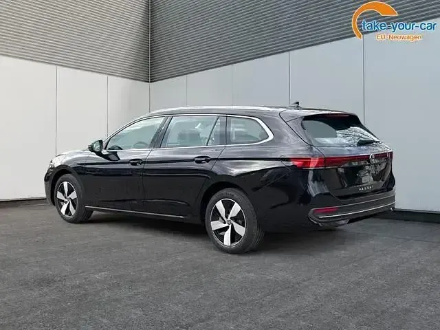 Gebraucht VW Passat Business 150 PS (110 kW) 2025 (grenadillschwarz meta.../schwarz) Kombi