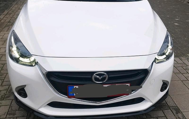 Gebraucht Mazda 2 Edition 90 PS (66 kW) 2017 Andere farben Kleinwagen