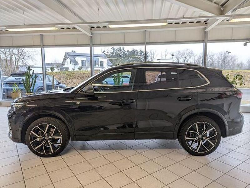 Gebraucht VW Tiguan R-line 193 PS (141 kW) 2025 Schwarz SUV