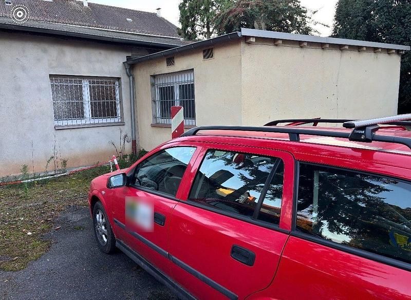 Gebraucht Opel Astra 84 PS (61 kW) 2001 Rot Kombi