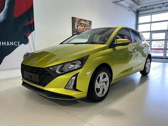 (lucid lime metallic/gelb) Gebraucht 2024 Hyundai i20 GO! Kleinwagen | 17.990 € (Fairer Preis) - Bild 1/4