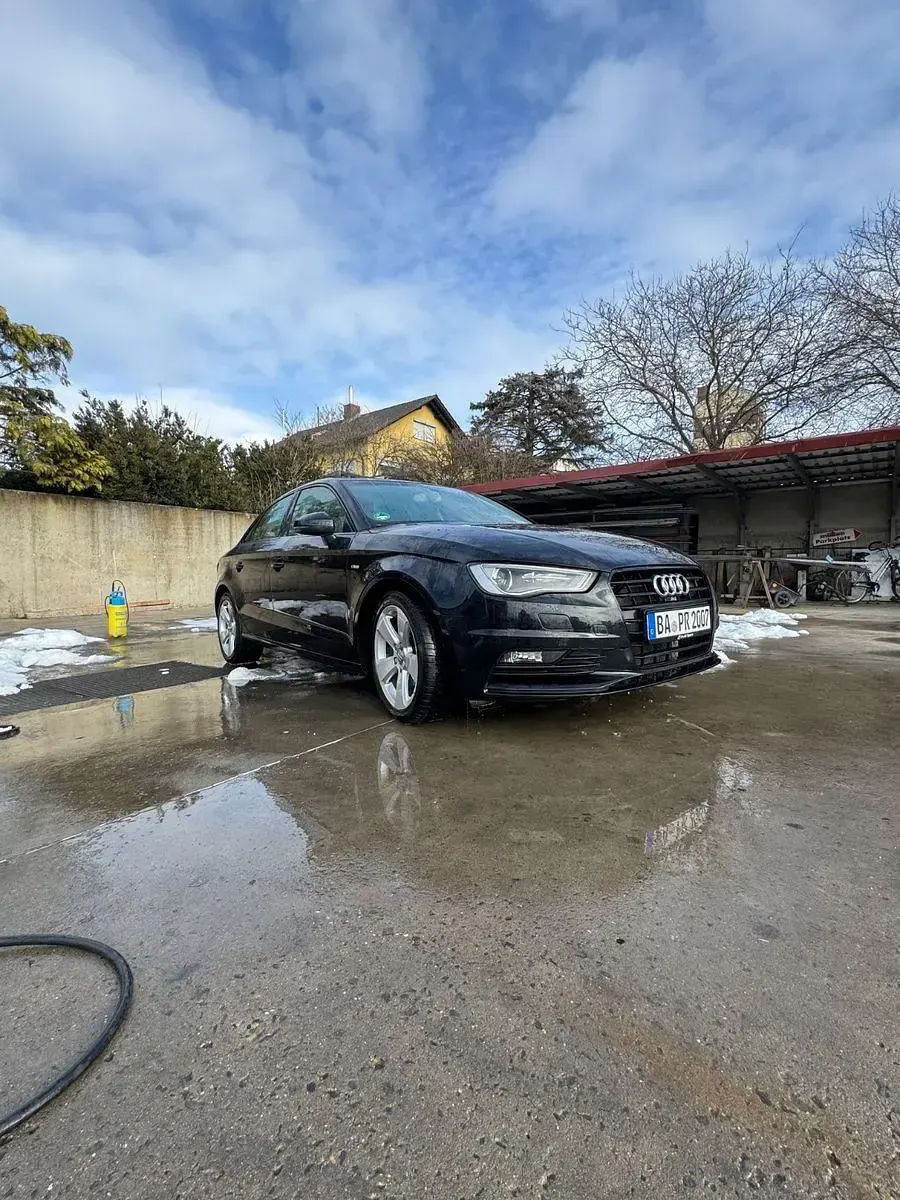 Używany Audi A3 Ambiente 150 KM (110 kW) 2014 Czarny Sedan/Limuzyna