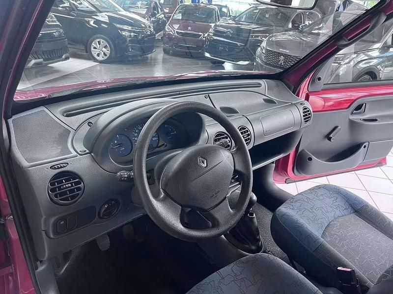 Rot Gebraucht 2001 Renault Kangoo Expression Van / Kleinbus | 5.990 € (Teuer) - Bild 1/4