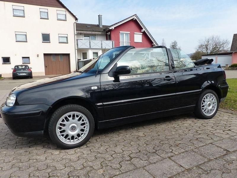 Gebraucht VW Golf Cabriolet Edition 116 PS (85 kW) 2002 Schwarz Cabrio