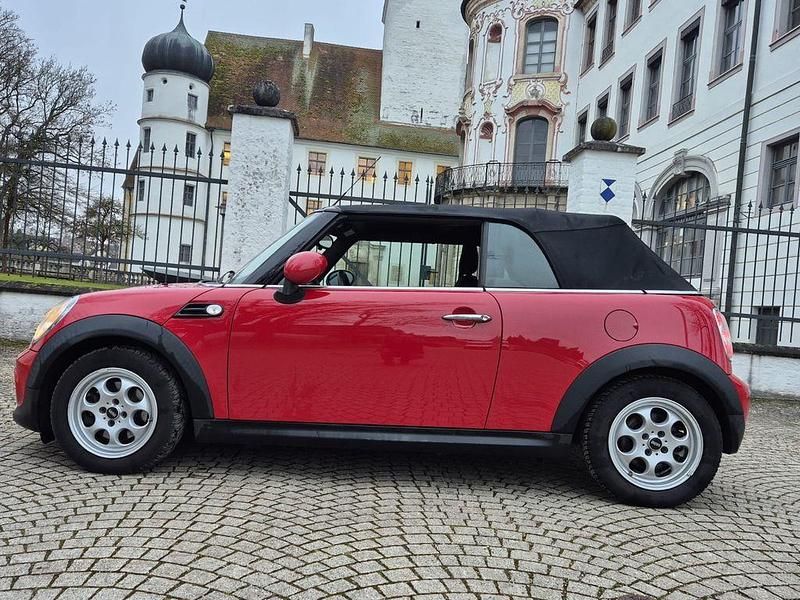 Gebraucht Mini One Cabriolet 98 PS (72 kW) 2015 Rot Cabrio