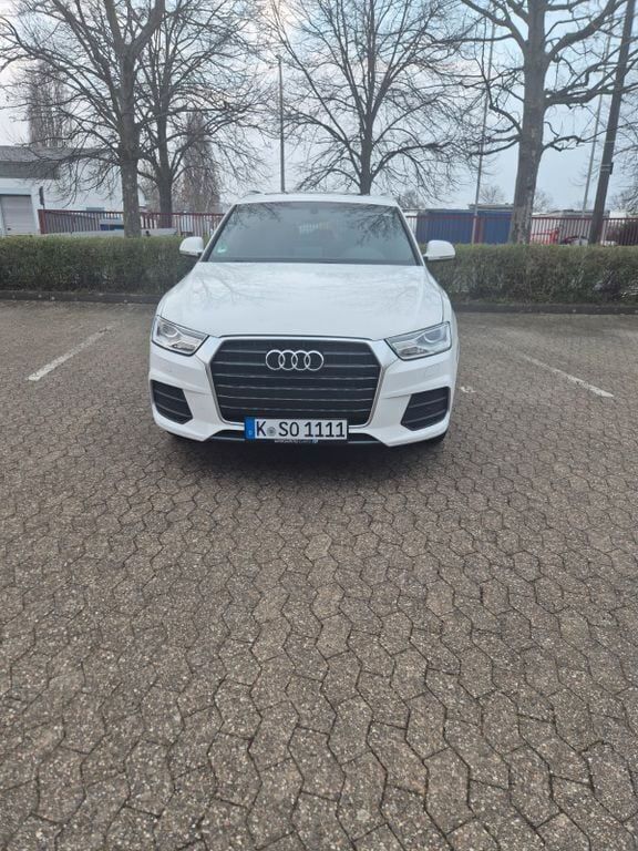 Weiß Gebraucht 2017 Audi Q3 SUV | 14.800 € (Guter Preis) - Bild 1/4