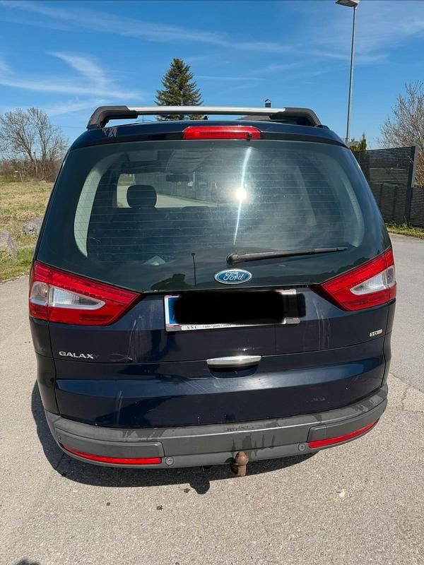Gebraucht Ford Galaxy 163 PS (119 kW) 2010 Schwarz Van / Kleinbus