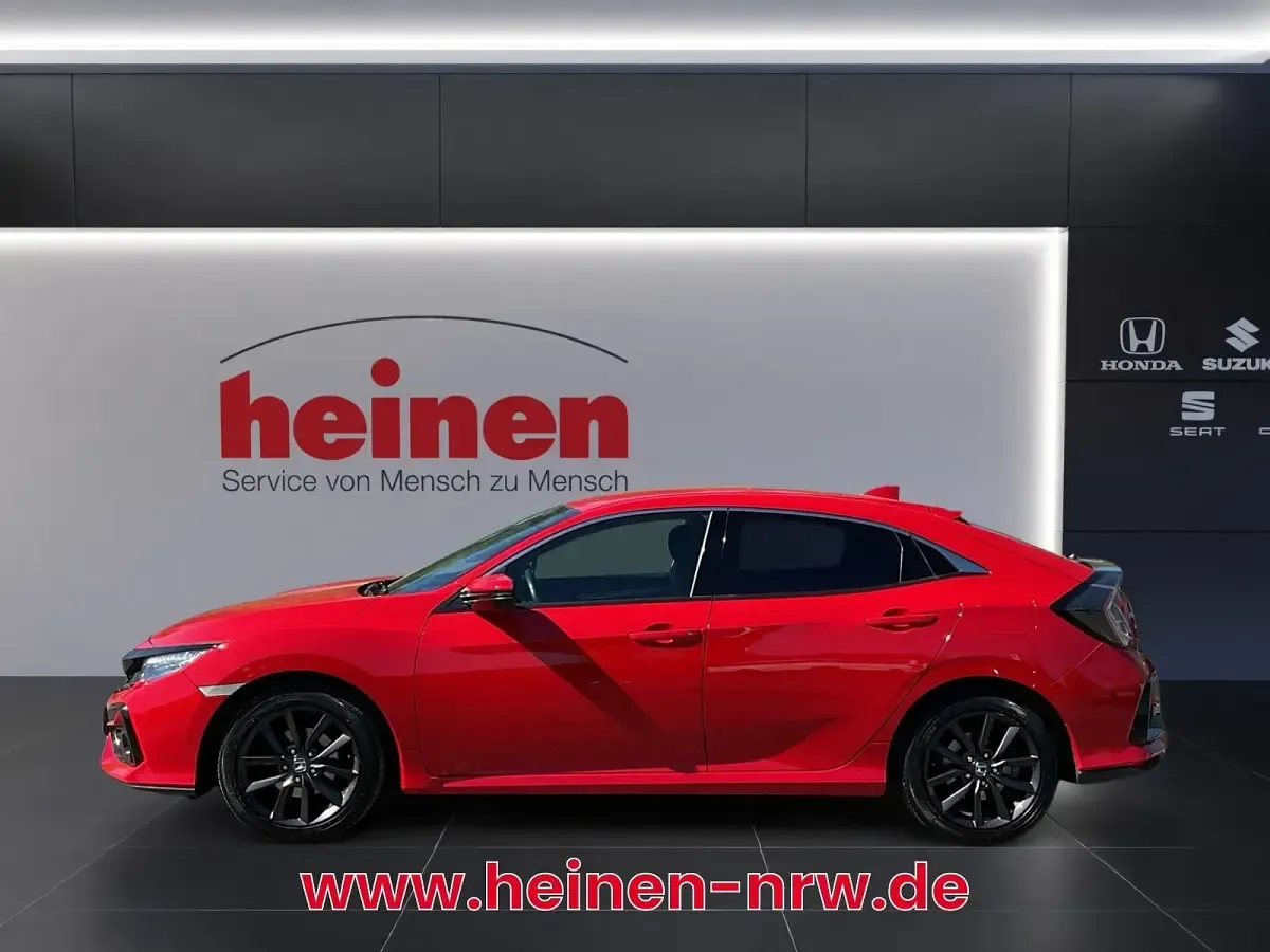 Gebraucht Honda Civic Elegance 126 PS (92 kW) 2020 Rally red Limousine
