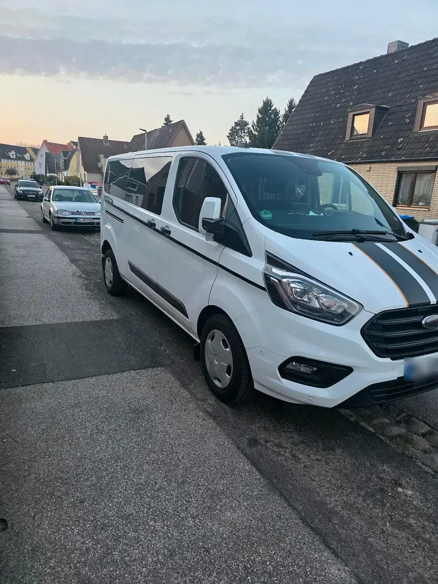 Gebraucht Ford Transit Custom 131 PS (96 kW) 2021 Weiß Van / Kleinbus