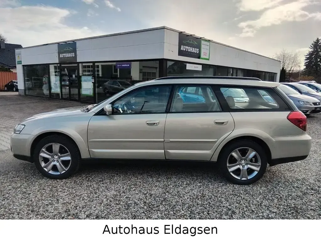 Käytetty Subaru Outback 245 HP (180 kW) 2004 Kulta Farmari