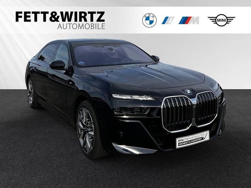 Carbonschwarz metallic Gebraucht 2024 BMW 750e Sport Line Limousine | 118.800 € (Teuer) - Bild 1/3