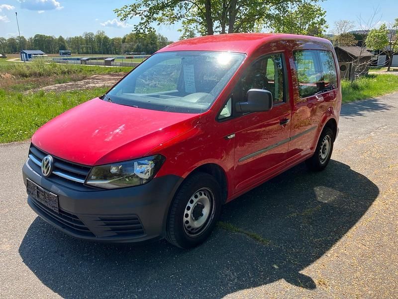 Gebraucht VW Caddy 75 PS (55 kW) 2017 Rot Van / Kleinbus