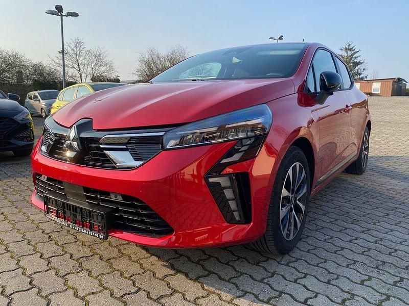 Rot Gebraucht 2024 Mitsubishi Colt Limousine | 16.799 € (Superpreis) - Bild 1/4