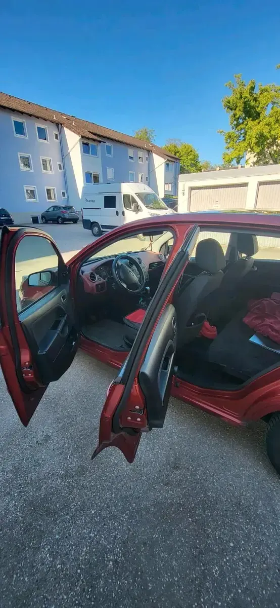 Gebraucht Ford Fiesta 80 PS (58 kW) 2008 Rot Kleinwagen