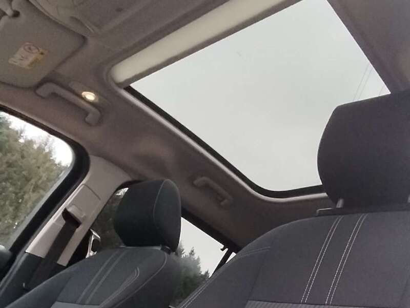 Braun Gebraucht 2014 Ford Grand C-Max Titanium Van / Kleinbus | 6.800 € (Teuer) - Bild 1/4